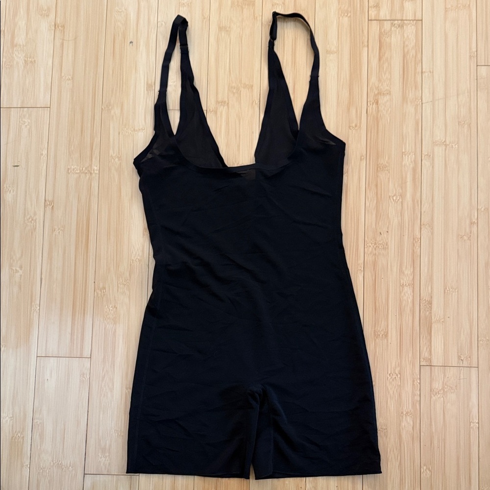 SKIMS Black Women's Intimate Bodysuit